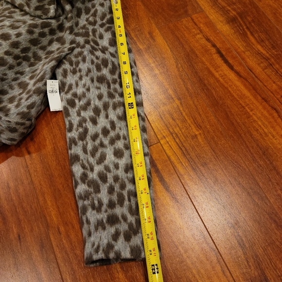 Oversized Soft-Brushed Leopard-Print Tie-Belt Coat - Picture 7 of 10